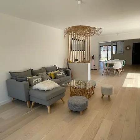 Magnifique Avec Piscine Ferienhaus